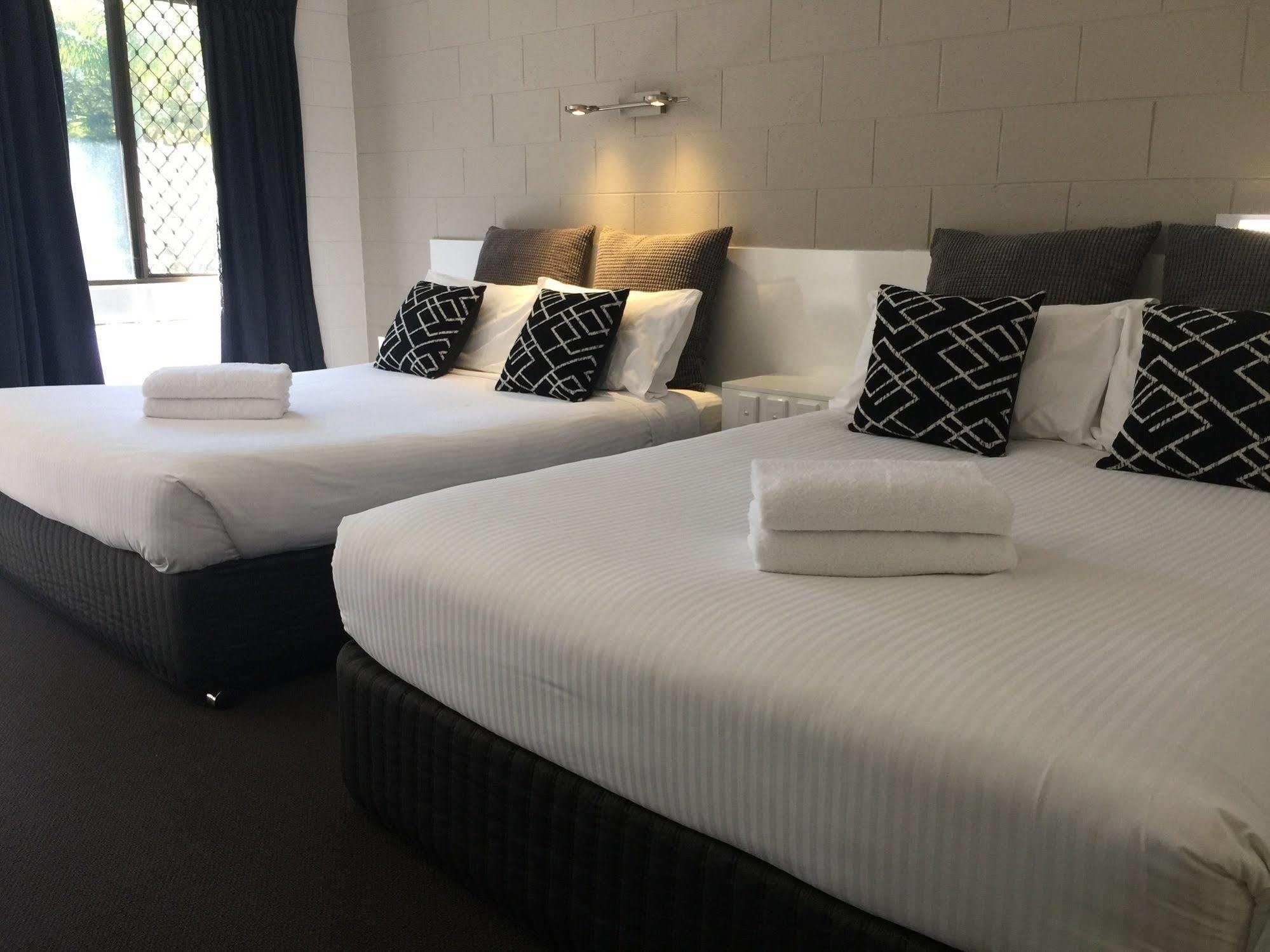 Buderim Fiesta Motel Tanawha Exterior photo